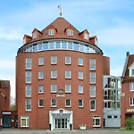 Golden Tulip Luebecker Hof Hotel Stockelsdorf