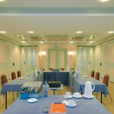 Luebecker Hof מלון שטוקלסדורף