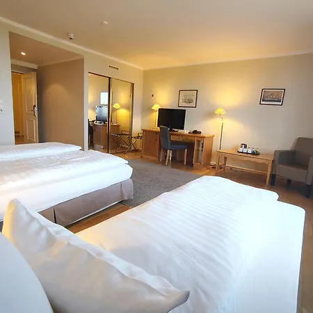 Golden Tulip Luebecker Hof 4*
