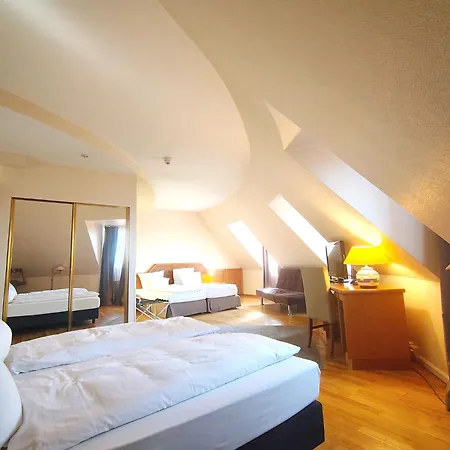 Hotell Luebecker Hof 4*