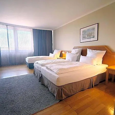 Golden Tulip Luebecker Hof 4*