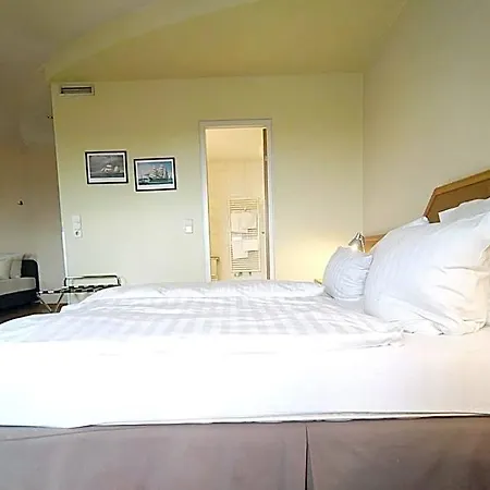 Golden Tulip Luebecker Hof Hotel 4*