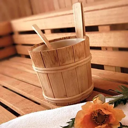 Hotel Golden Tulip Luebecker Hof 4*