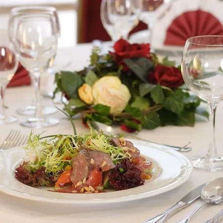 Golden Tulip Luebecker Hof