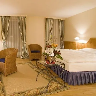 Golden Tulip Luebecker Hof Stockelsdorf