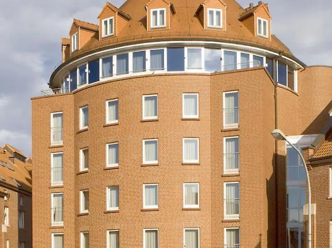 Luebecker Hof Hotell 4*