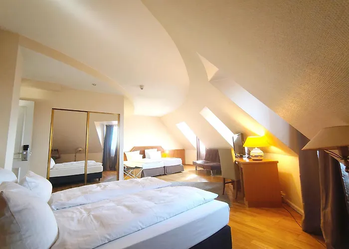 Szálloda Luebecker Hof 4*